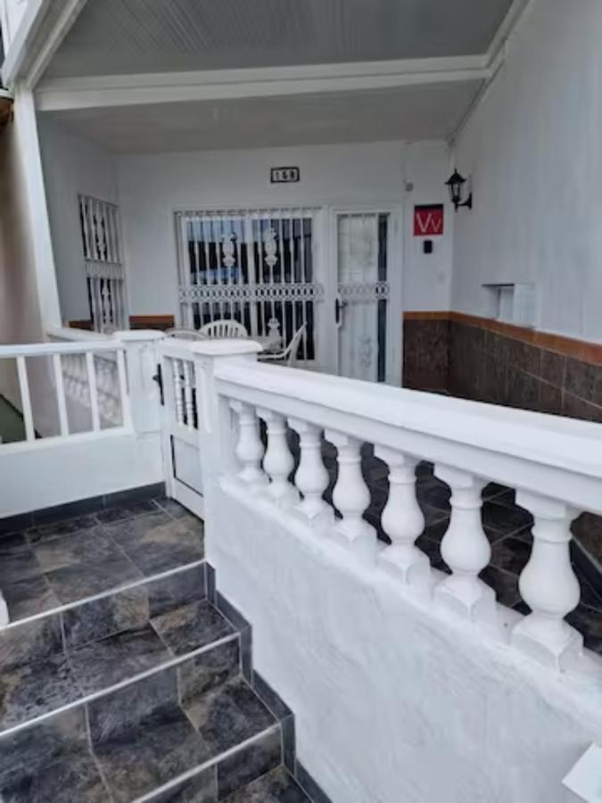 Casa Yei -Apto. A 4 Minutos De La Playa Tías Esterno foto